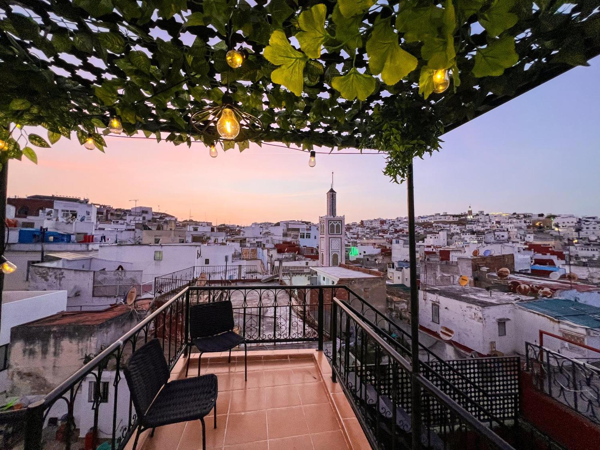 House In Old Medina For 10 Guests Villa Tangier Exterior photo