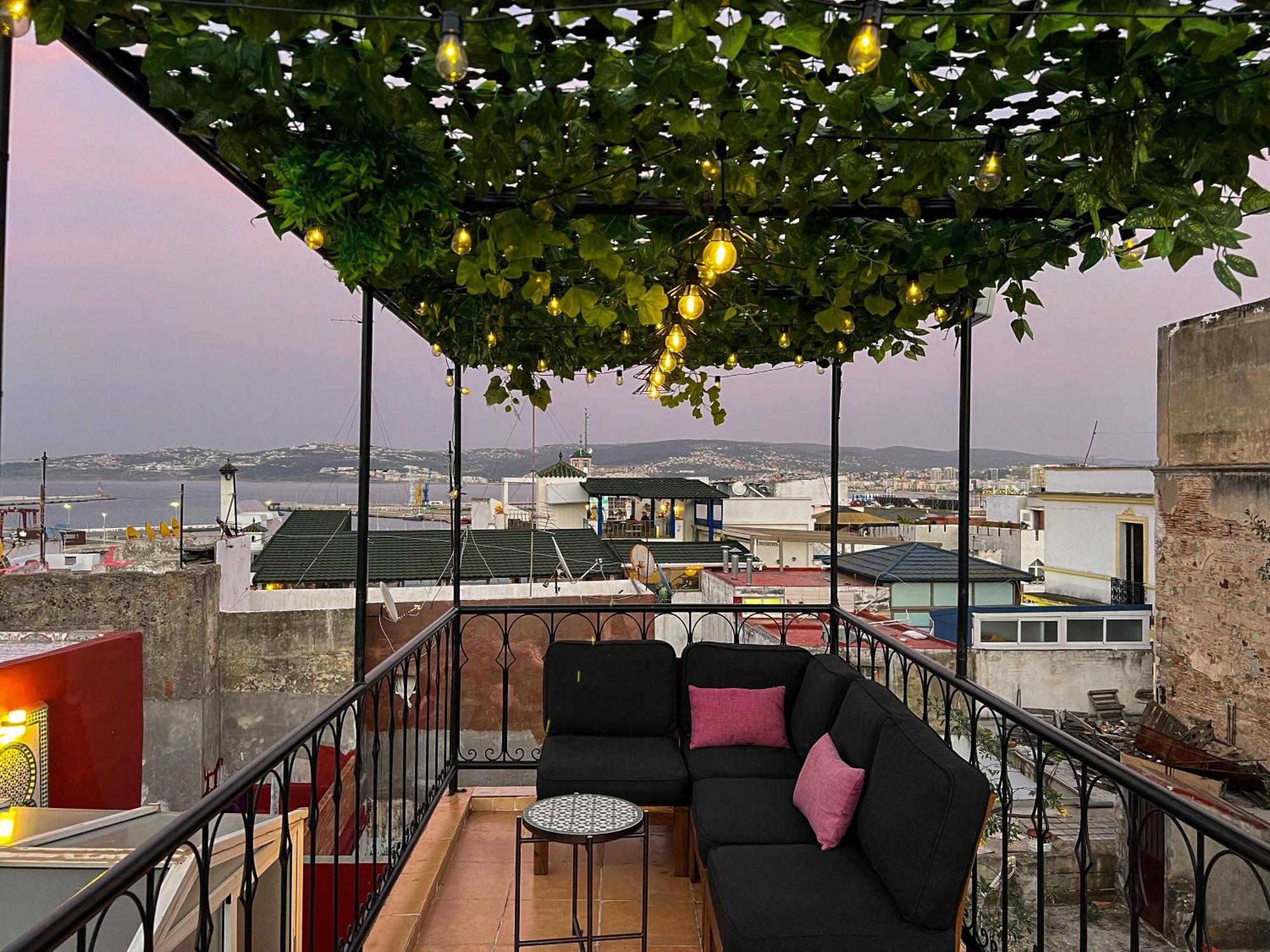 House In Old Medina For 10 Guests Villa Tangier Exterior photo